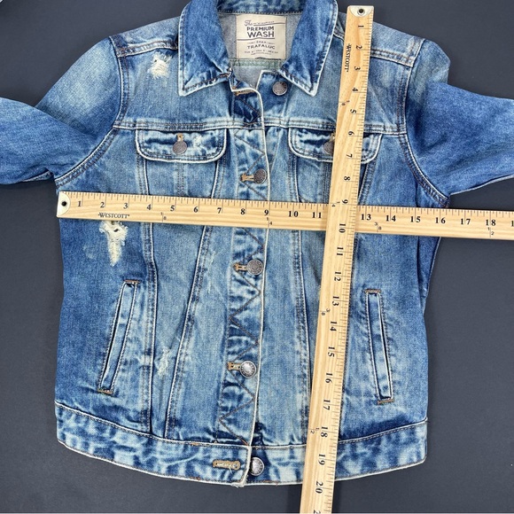 Zara Trafaluc Distressed Jean Jacket Sz S Crop - Picture 3 of 8